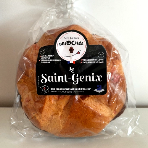 Photo de notre Saint-Genix emballée, une brioche gourmande aux pralines roses.